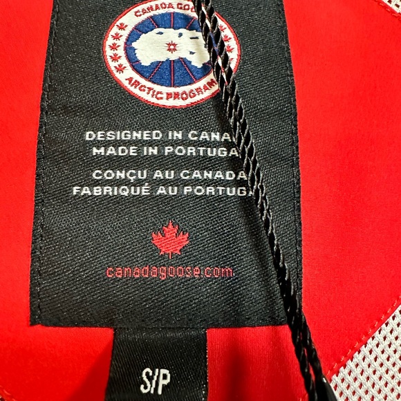SOLD!! CANADA GOOSE Seaboard Jacket. Size: S. new with tag. 100% Authentic. - Picture 6 of 15